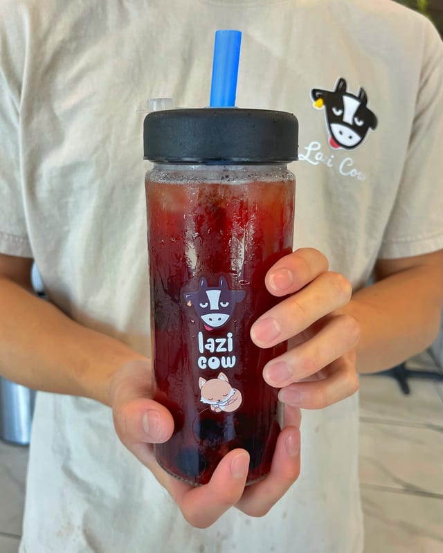 Strawberry Peachee Fruity Tea.