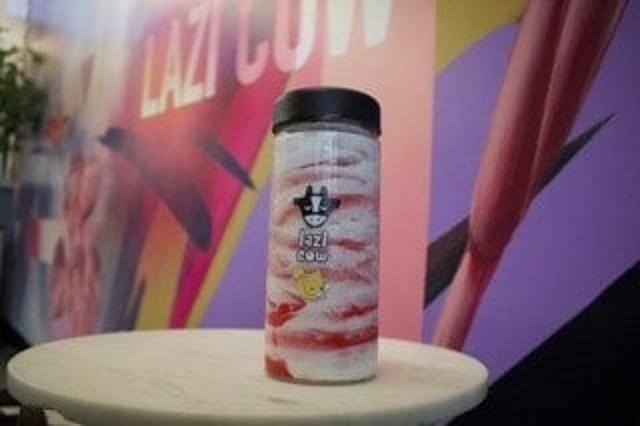 Strawburst Milkshake.